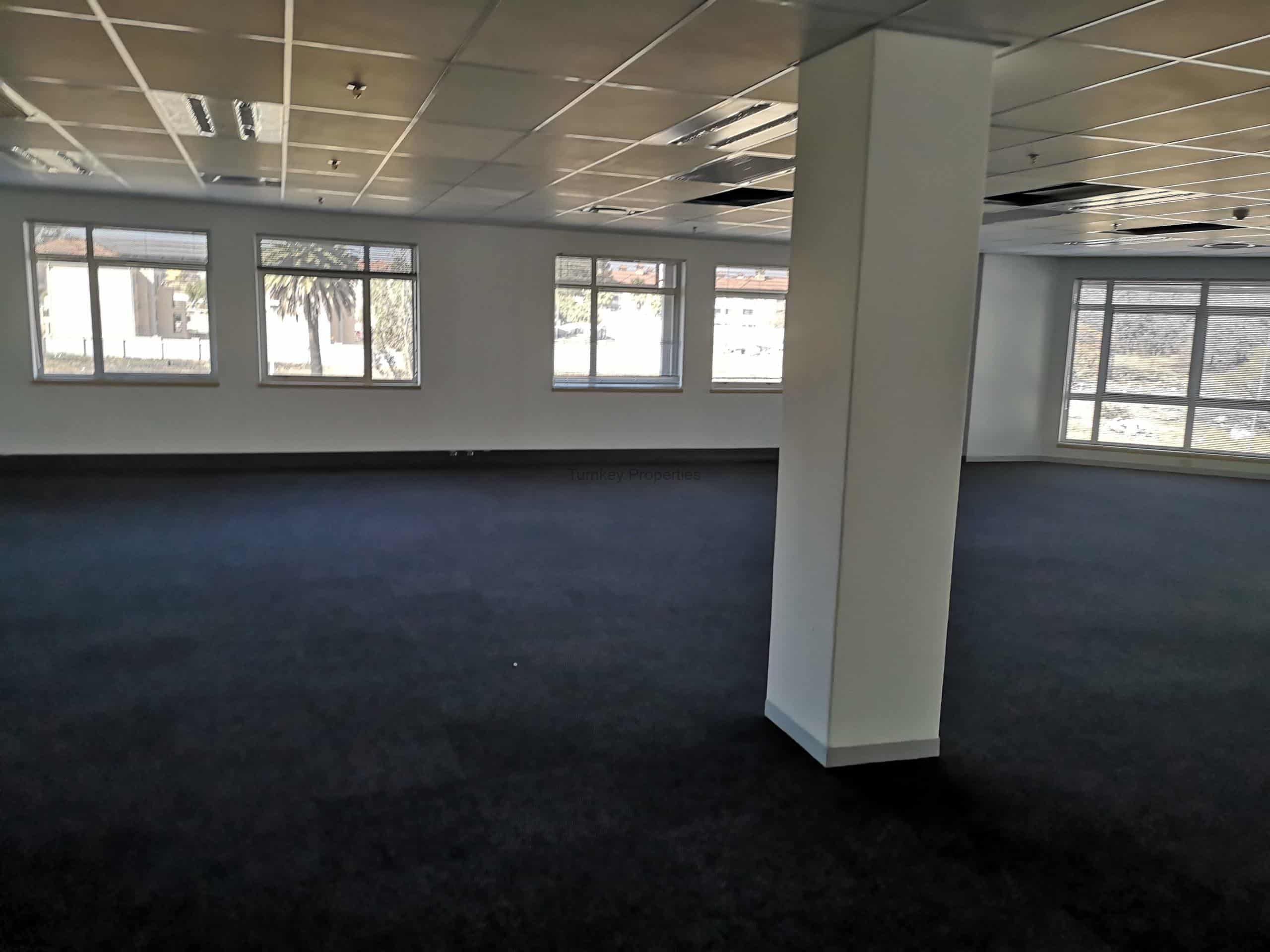 226 m² Office Space to Rent Midrand Sanofi House