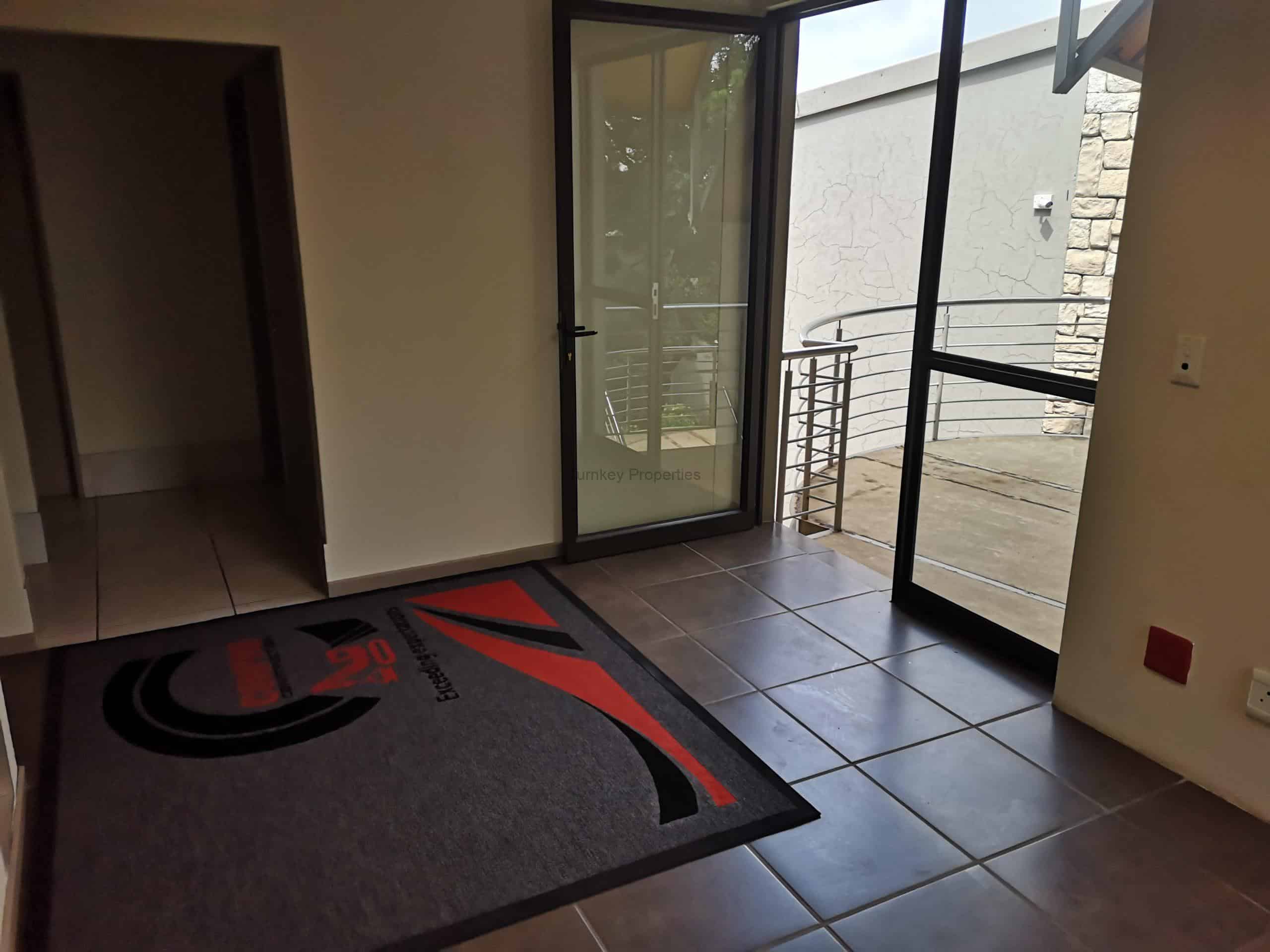 150m² office to let midrand The willows