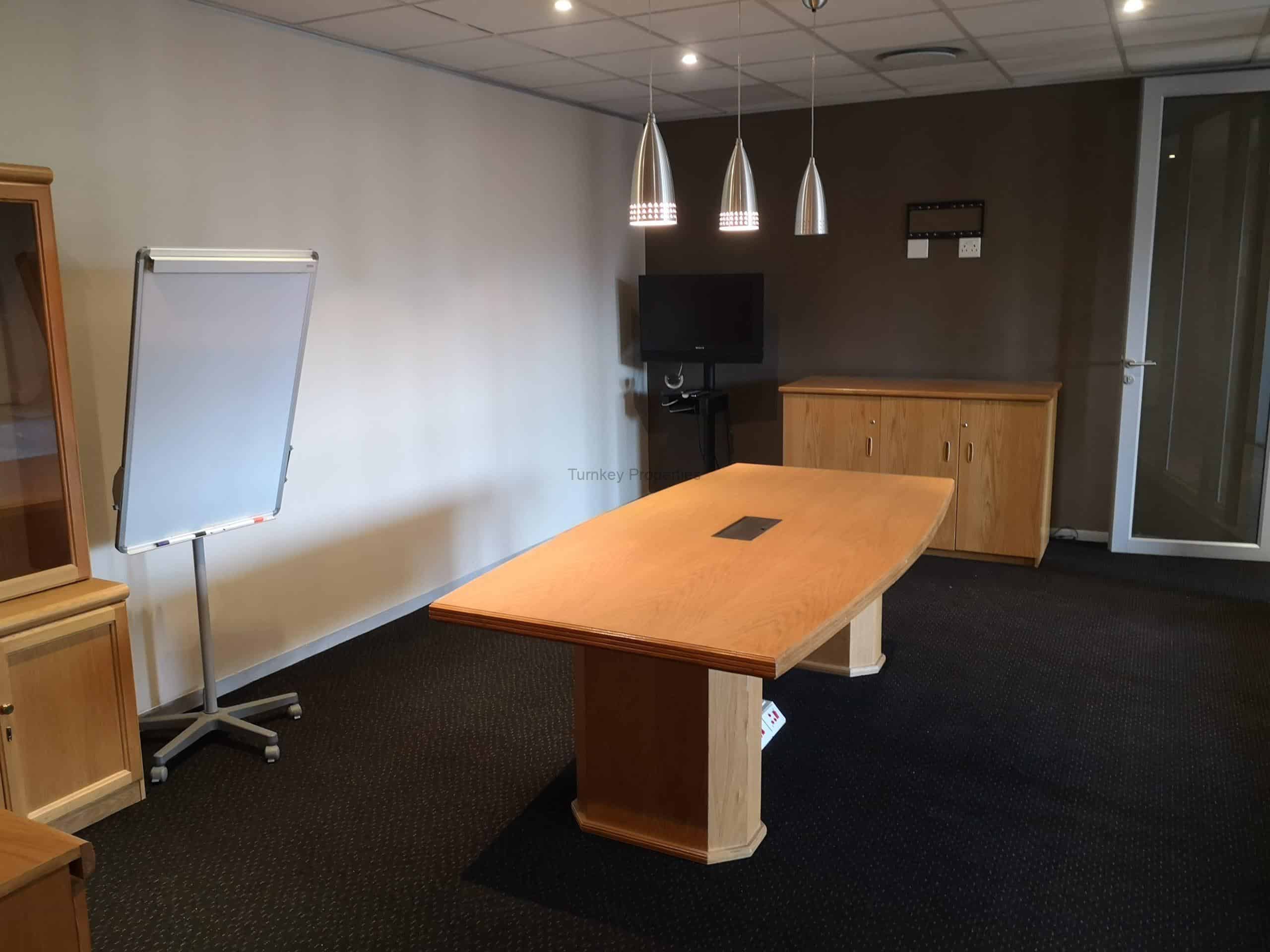 280m² office space to rent constantia Quadrum Office Park