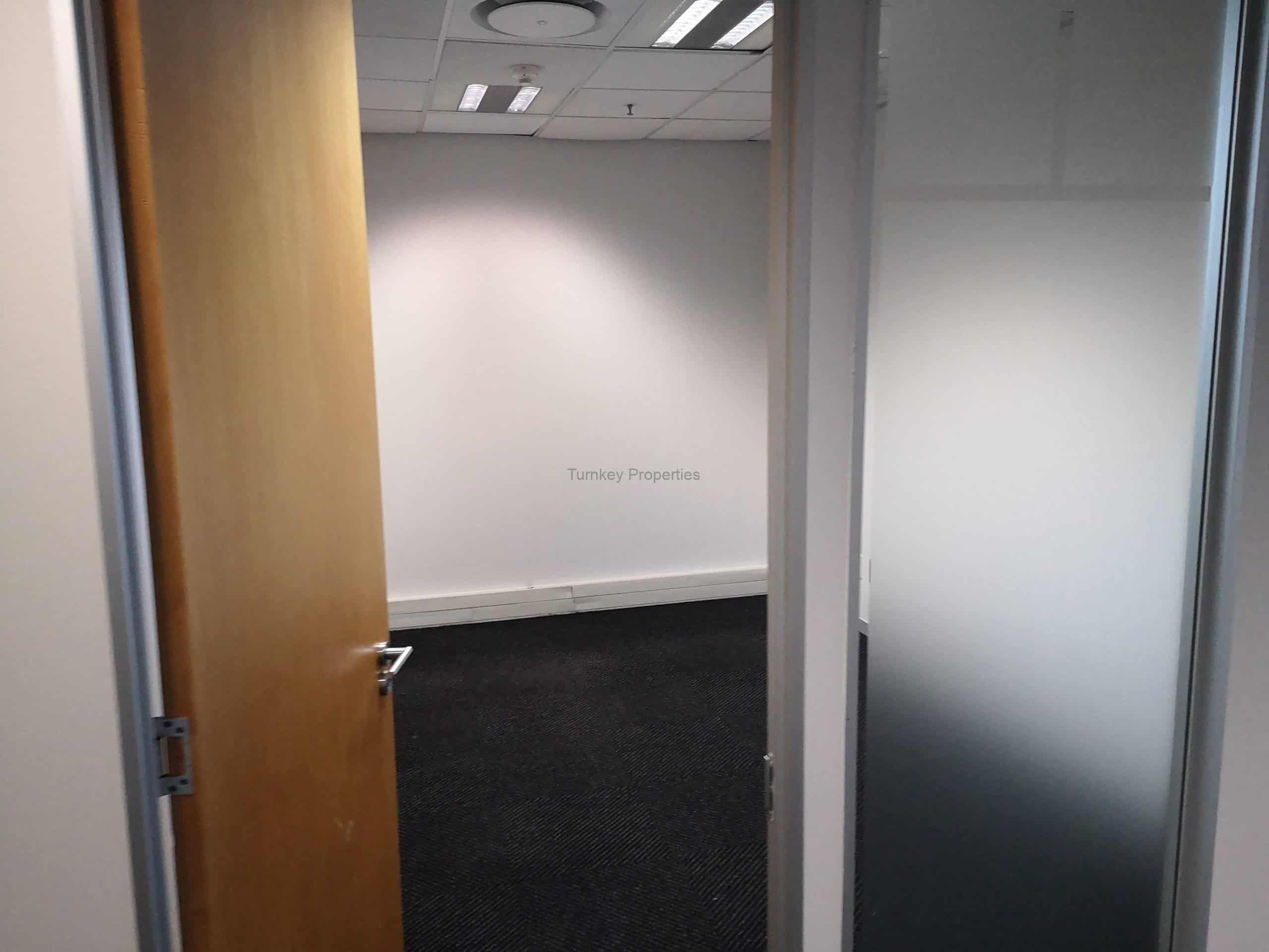 477 m² Office Space to Rent Rosebank 1 Sixty Jan Smuts