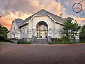 91 m² Office Space to Rent Bryanston The Braes