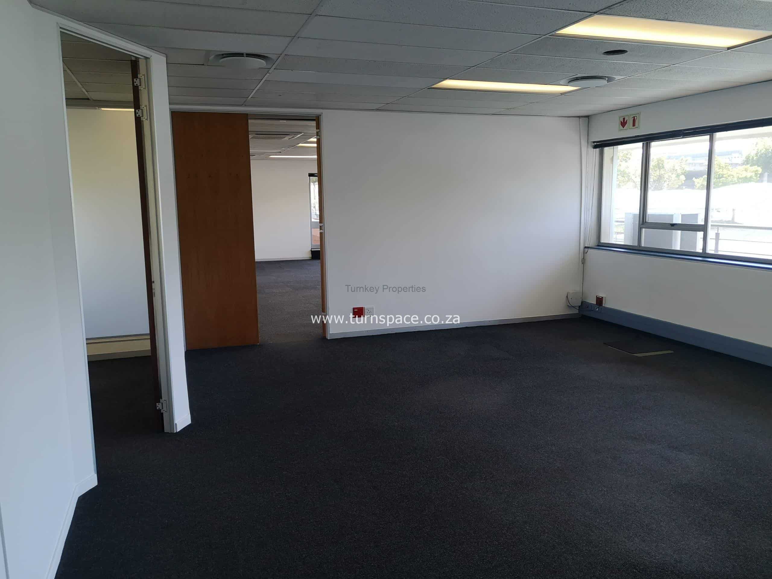 199m² Office Space to Rent Epsom Downs Office Park