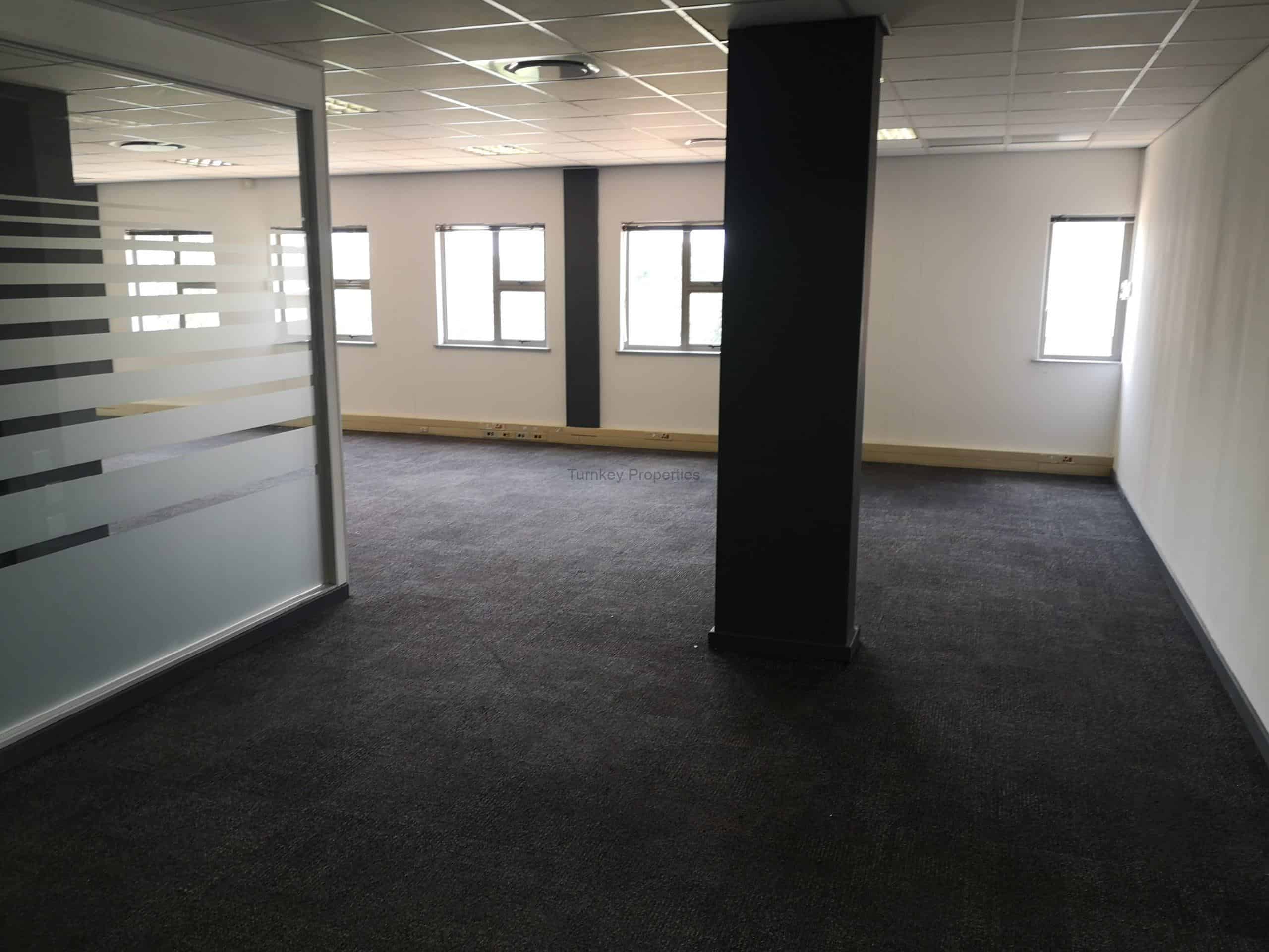 1170m² office space to rent bryanston Hobart Square Office Park