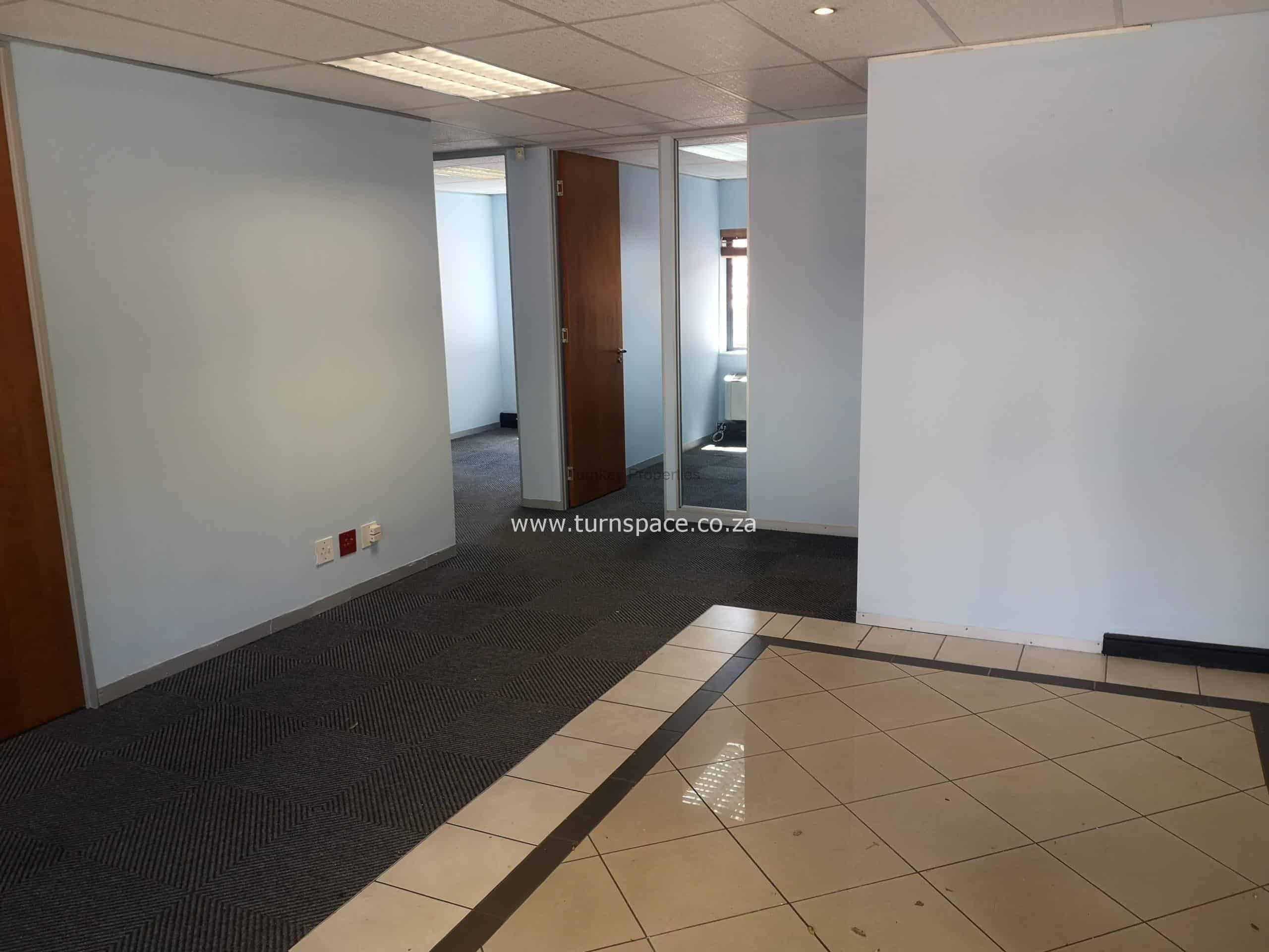 334m² Office Space to Rent Bryanston La Rocca Office Park