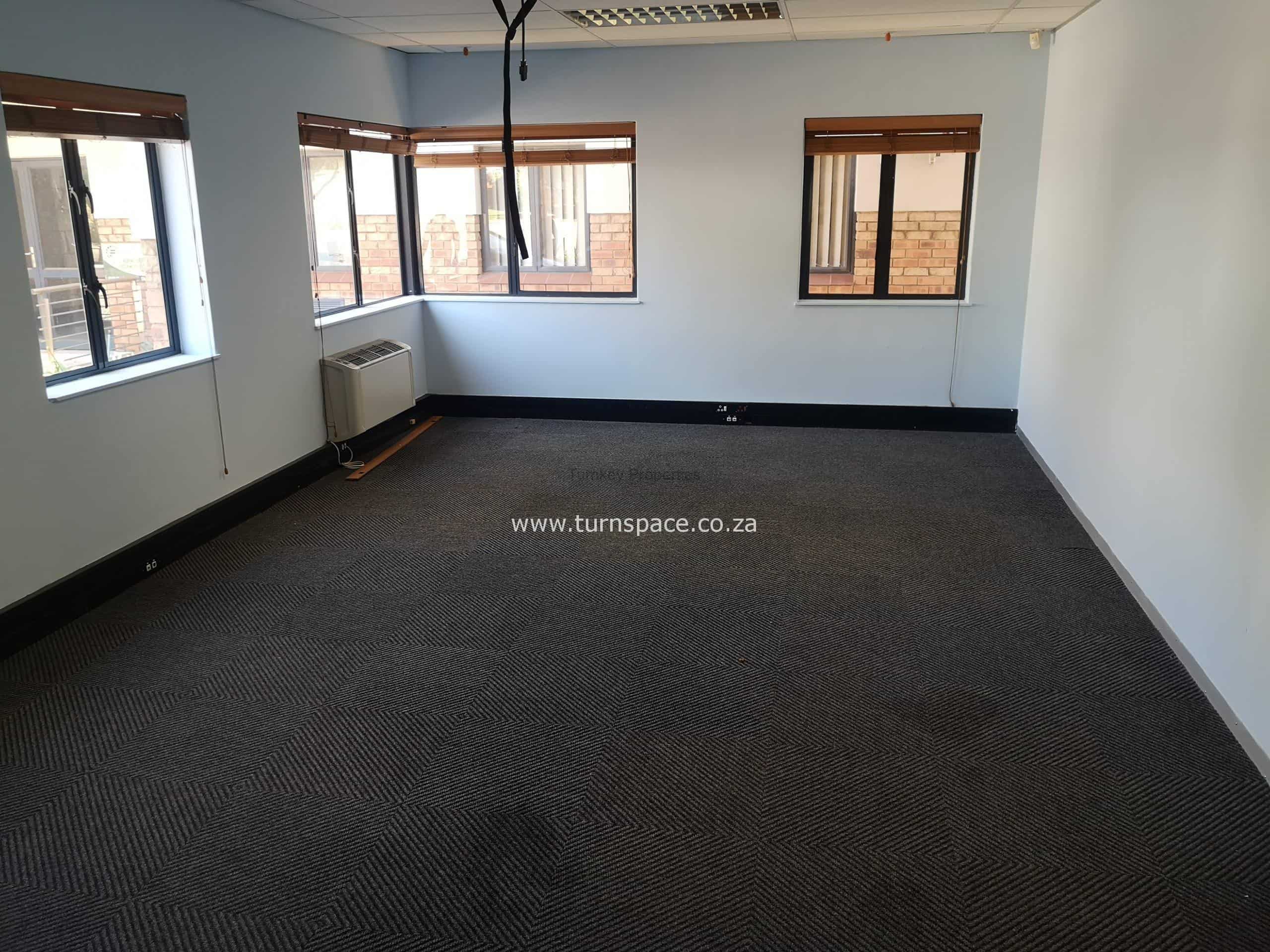 334m² Office Space to Rent Bryanston La Rocca Office Park