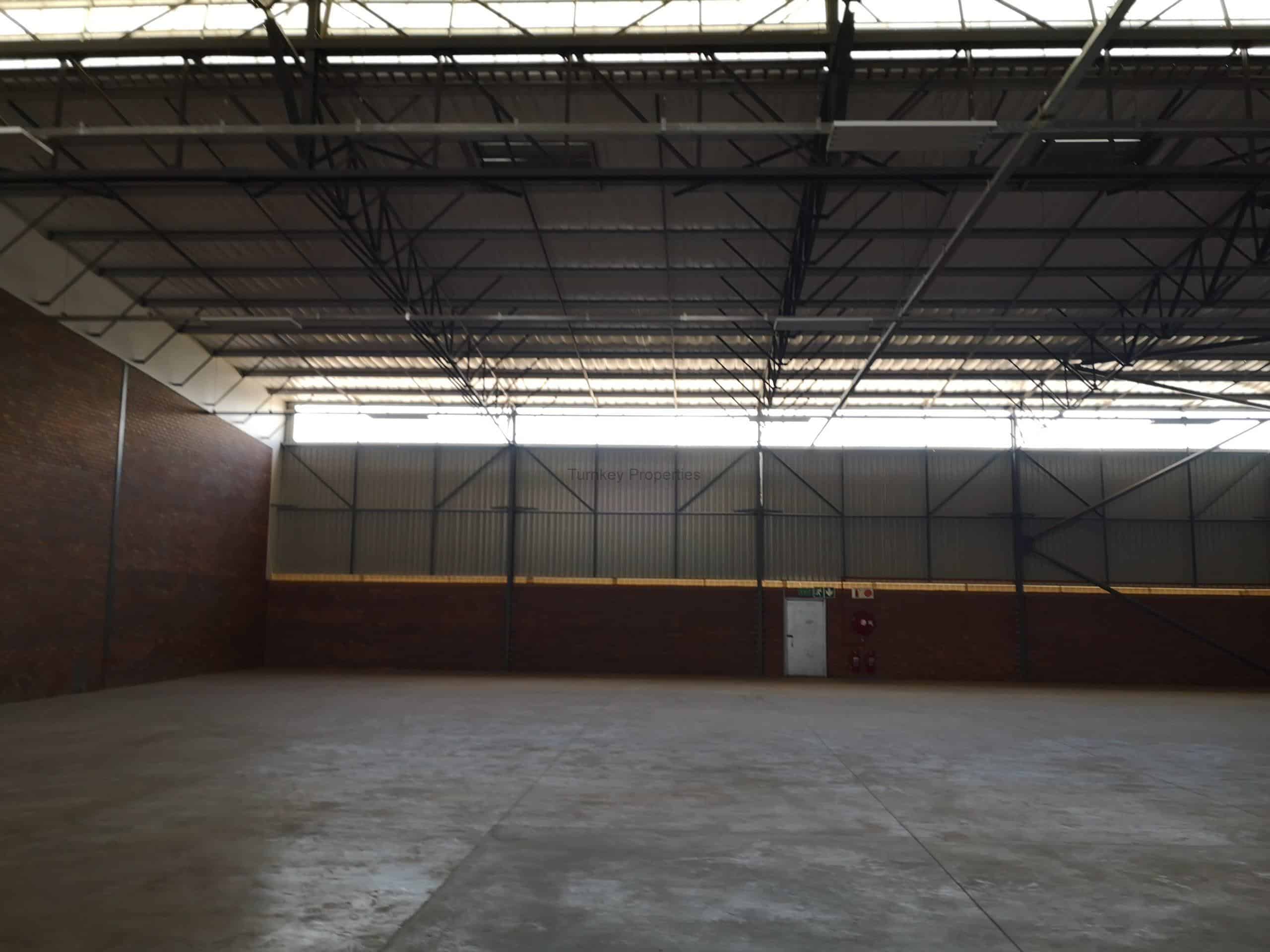 1009m² warehouse to let samrand Samrand circle