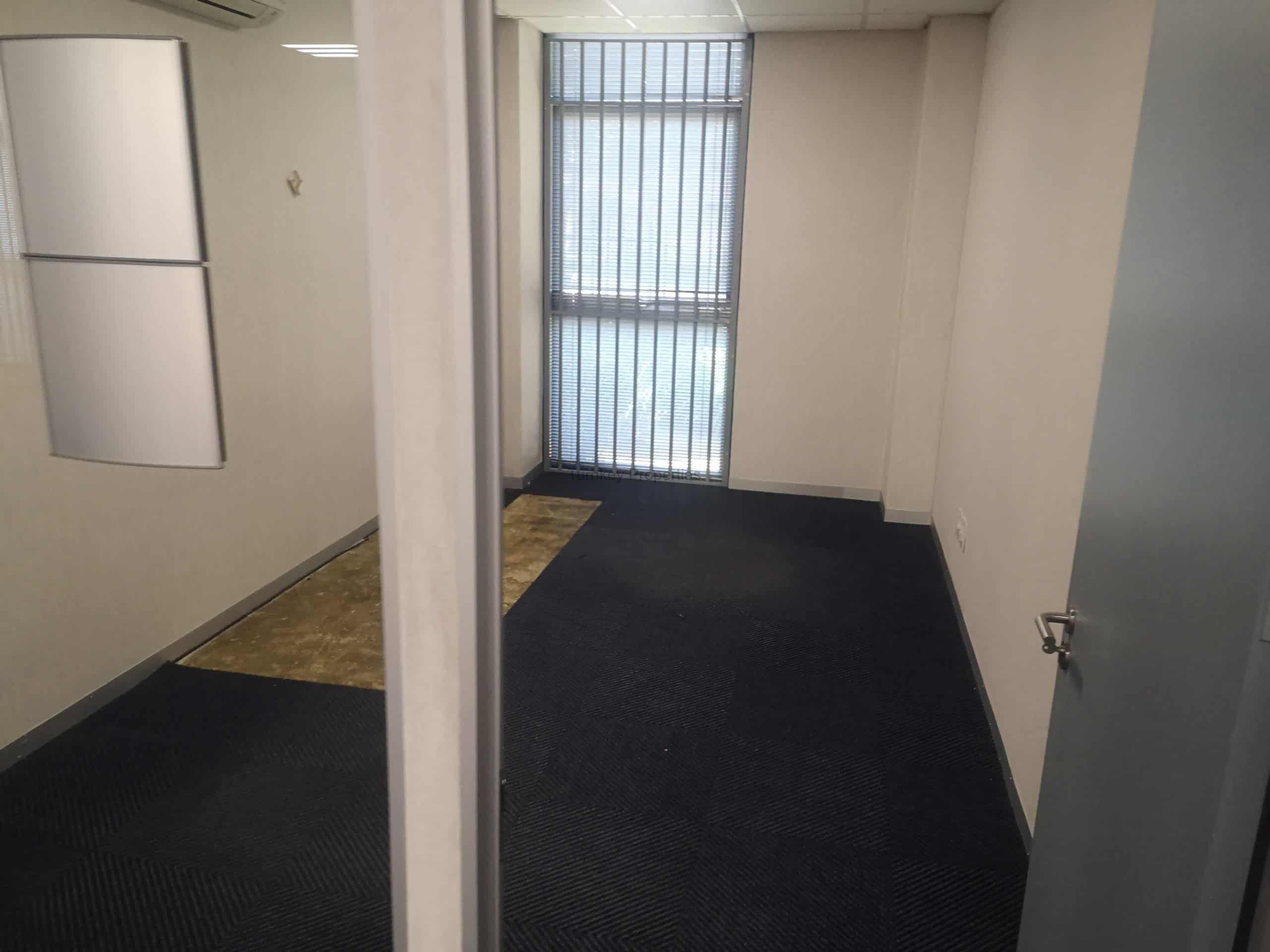 335m² Office Space to Rent Rosebank 6 Sturdee