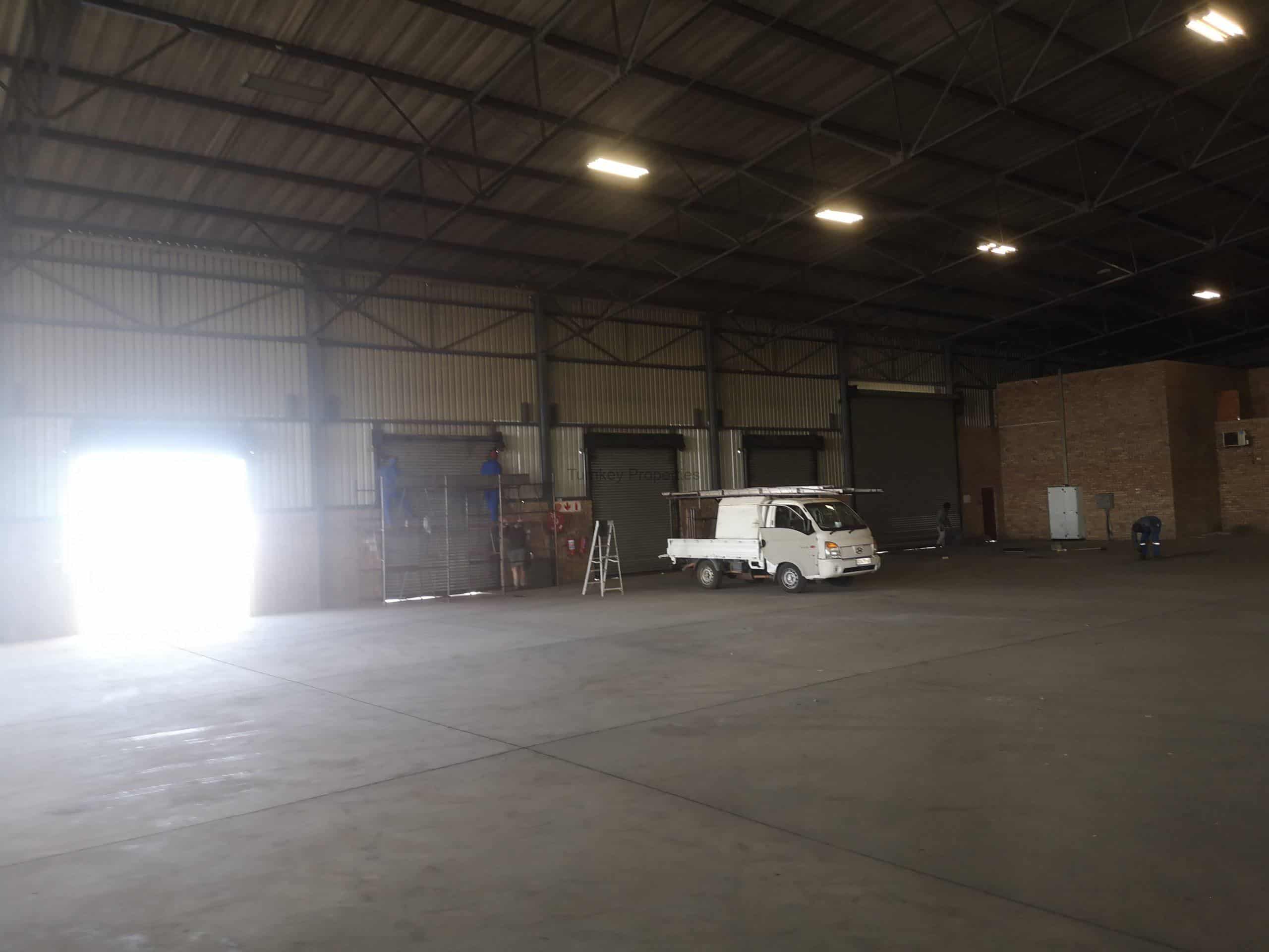 4000 m² Warehouse to Rent Pomona Ep Malan