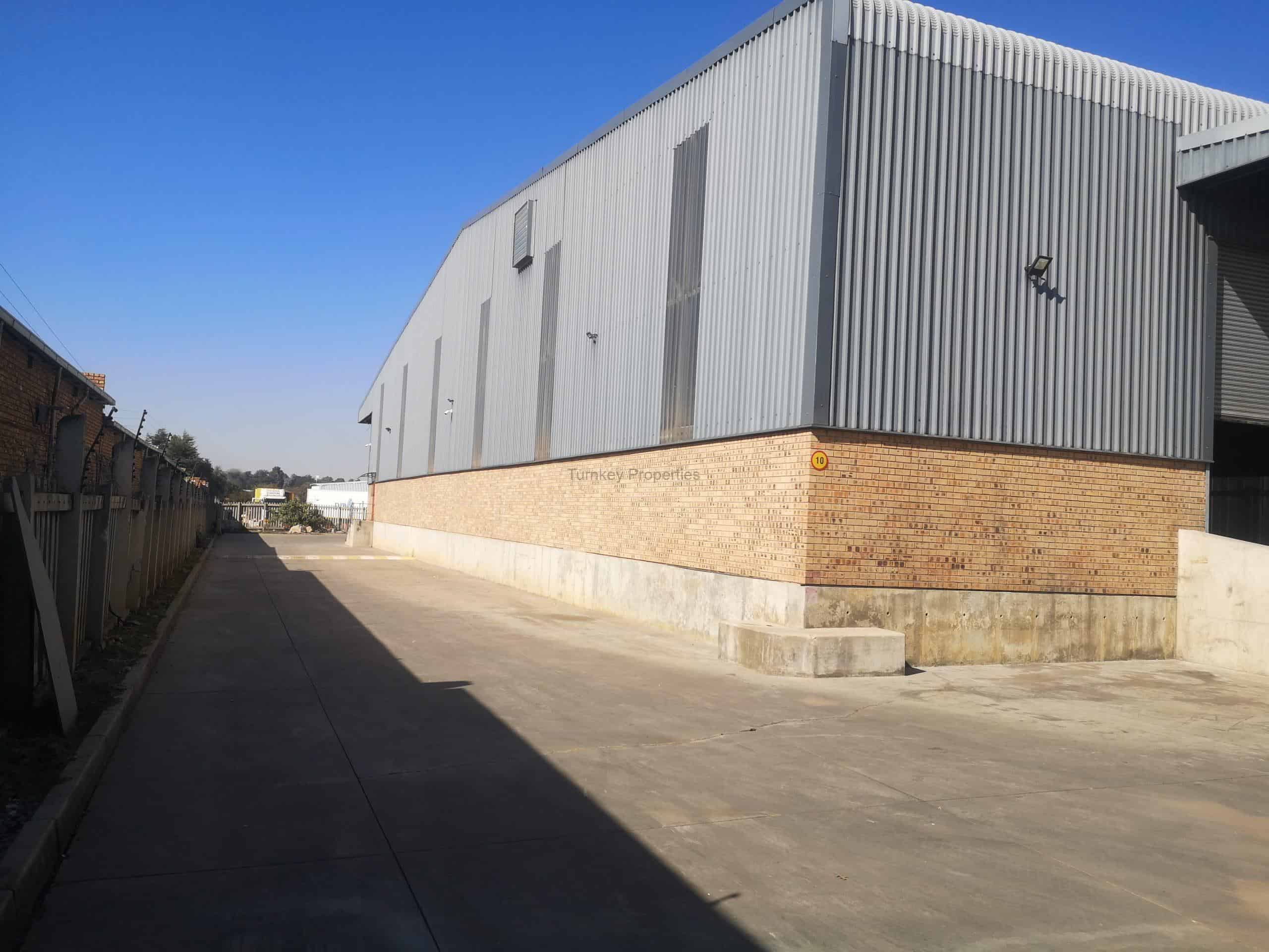 4000 m² Warehouse to Rent Pomona Ep Malan
