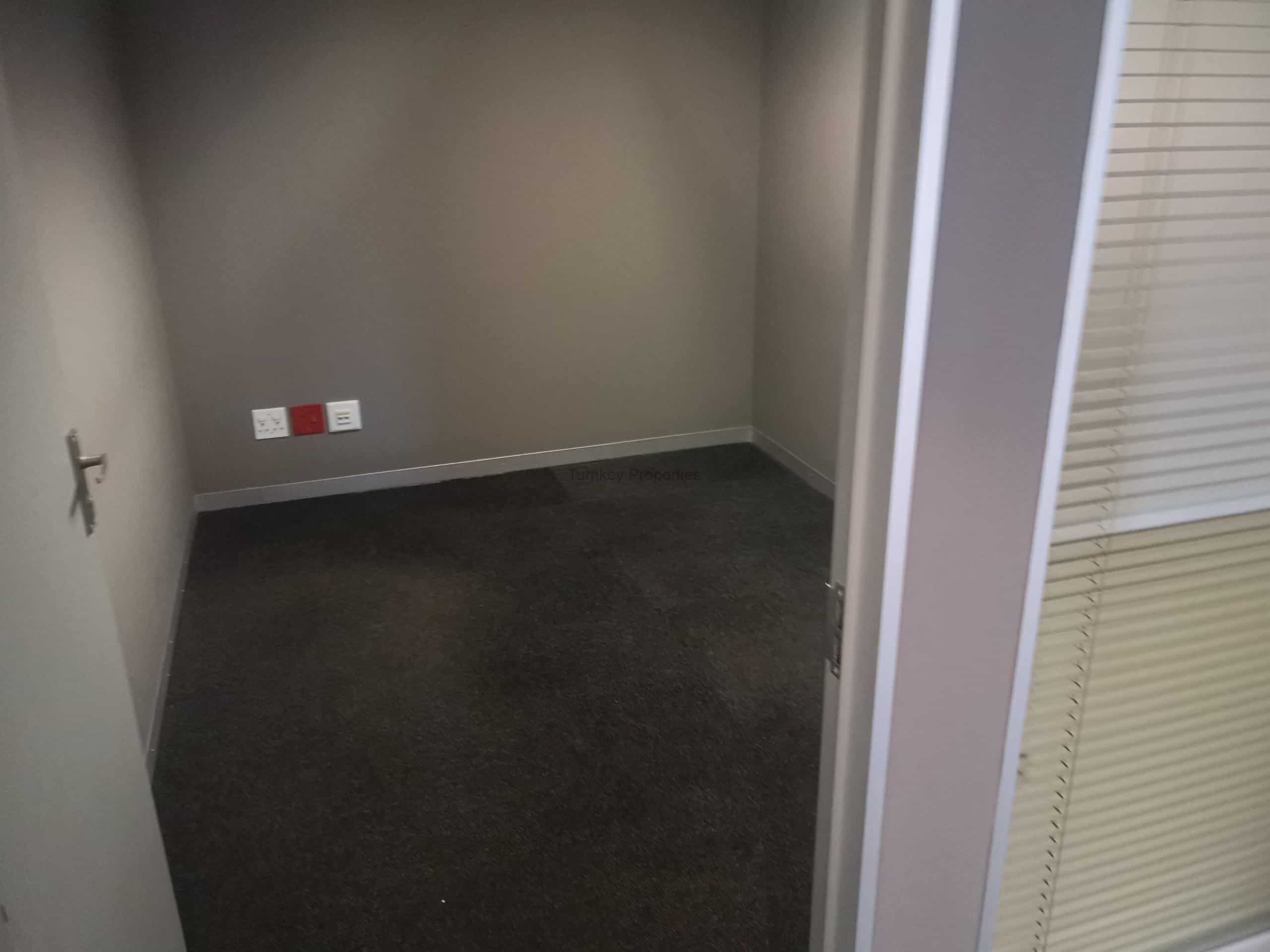 268 m² Office Space To Rent Fourways the Pivot