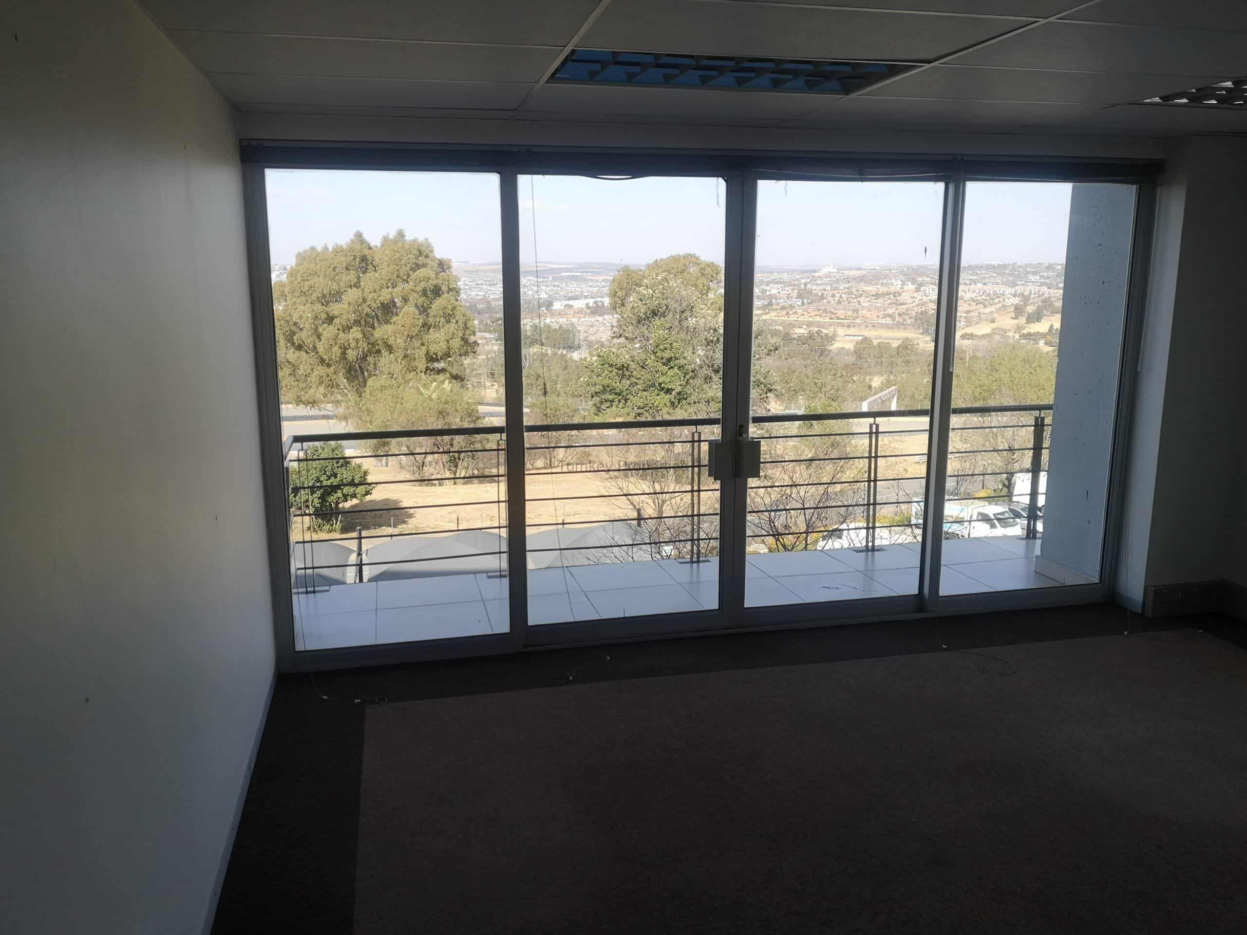 196 m² Office Space to Rent Kyalami Business Park Midrand