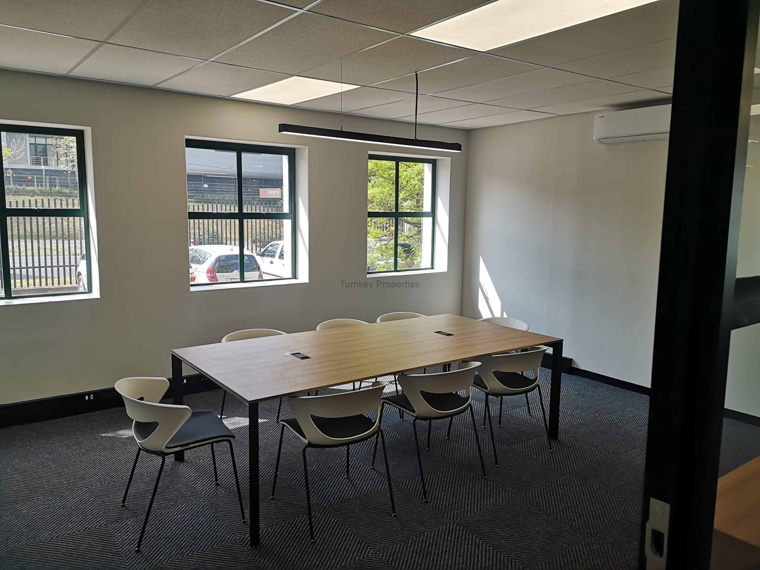 131m² Office Space to Rent Hyde Park Investment Place