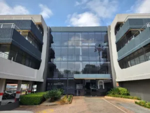 164m² Office Space to Rent in Cresta Junction
